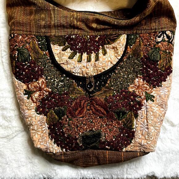 Vintage Bohemian Floral Embroidered Shoulder Bag - Picture 2 of 8